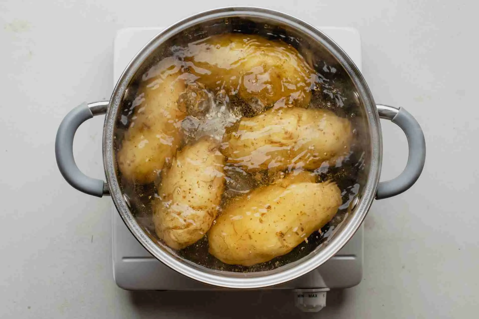 Cook potatoes for carp